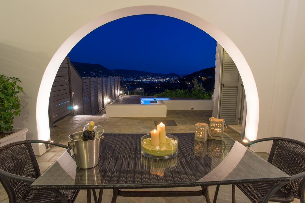 Azzurro Bianco Suites Páros Dış mekan fotoğraf