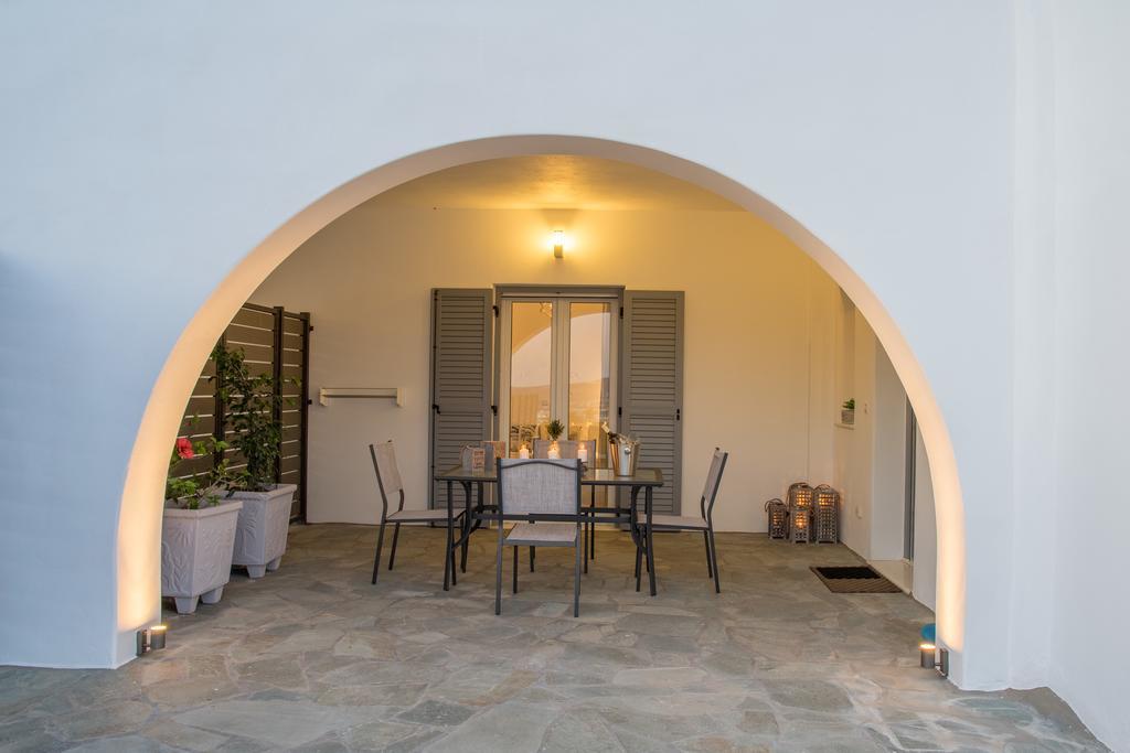 Azzurro Bianco Suites Páros Dış mekan fotoğraf