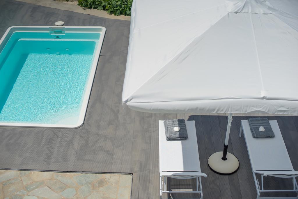 Azzurro Bianco Suites Páros Dış mekan fotoğraf