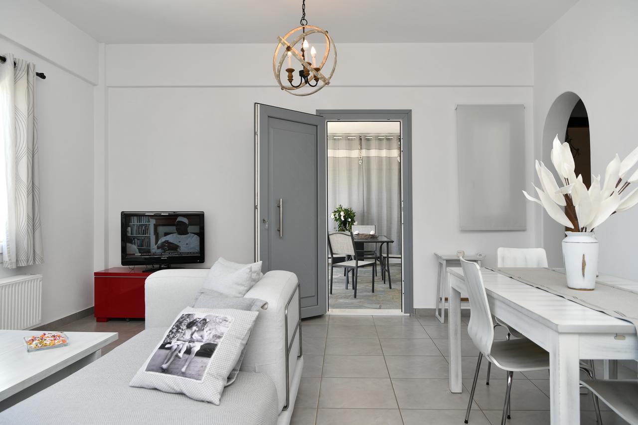 Azzurro Bianco Suites Páros Dış mekan fotoğraf